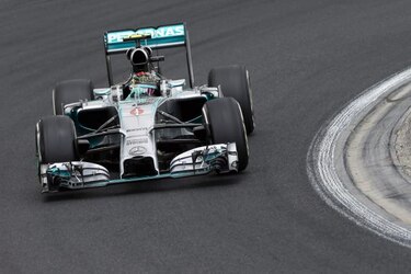 Rosberg logra la pole del GP de Hungría