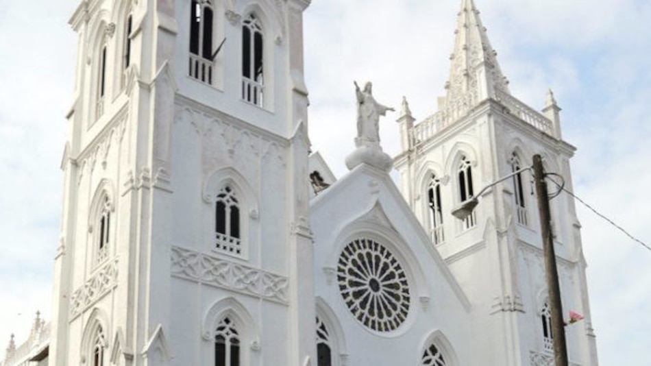 Restauran la Catedral de la provincia de Colón