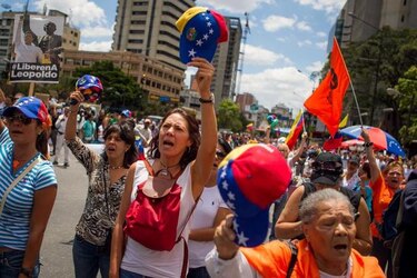 Ministro venezolano anuncia dos nuevas muertes en marco de protestas
