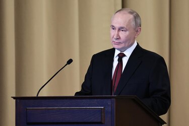 UE aprueba nuevo paquete de sanciones contra Rusia que vuelve a golpear a flota fantasma