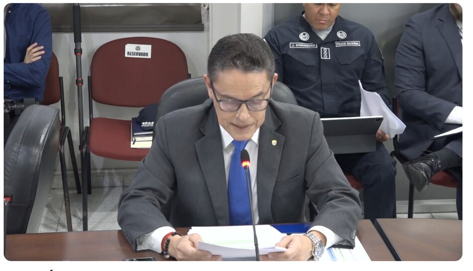 Ministro Ábrego pide al MEF reconsiderar recorte presupuestario para el 2026