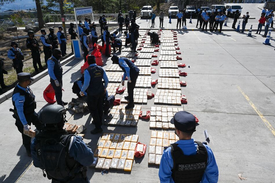 Honduras decomisa 1.4 toneladas de cocaína