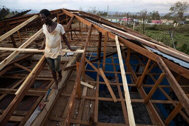 Huracán Melissa deja devastación en Jamaica: familias tardarán años en recuperarse