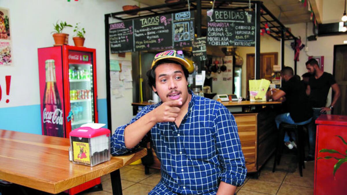 La gastronomía mexicana es festiva porque va de la mano de reuniones y de convivencia, dice Rafael Suárez. En las reuniones de amigos y familia se celebra con platos de