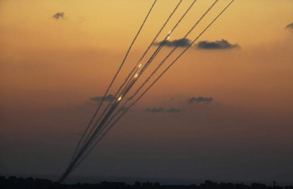 Las milicias palestinas dispararon hoy más de 130 cohetes contra Israel