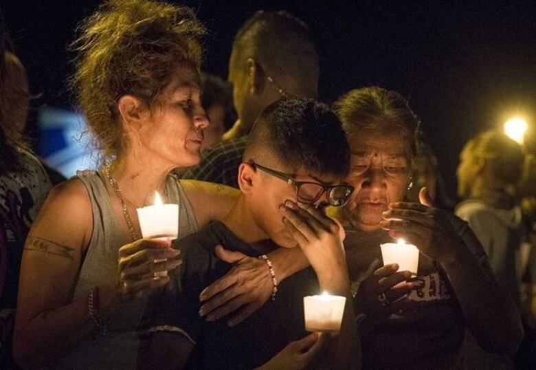 Joven ataca iglesia en Texas y asesina a 26 personas