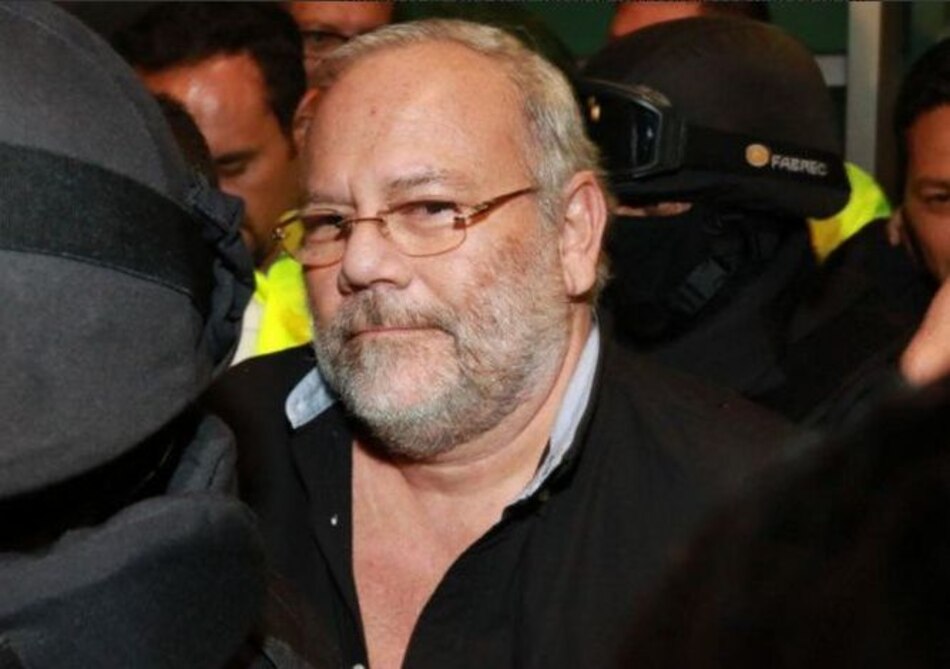 Exministro de Ecuador acuerda revelar actos de corrupción