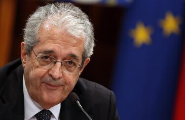 Italia dice que recesión del 2013 será mayor a la esperada