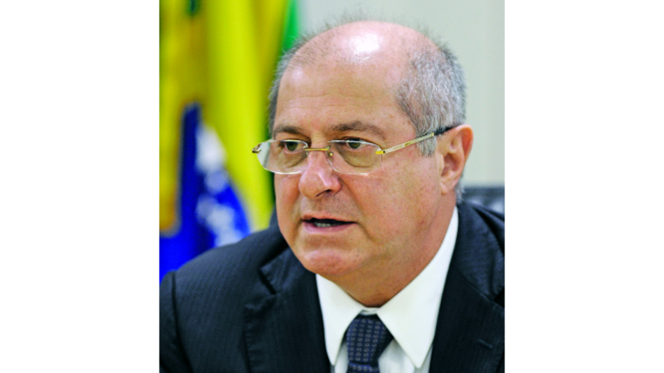 Juez brasileño libera a exministro