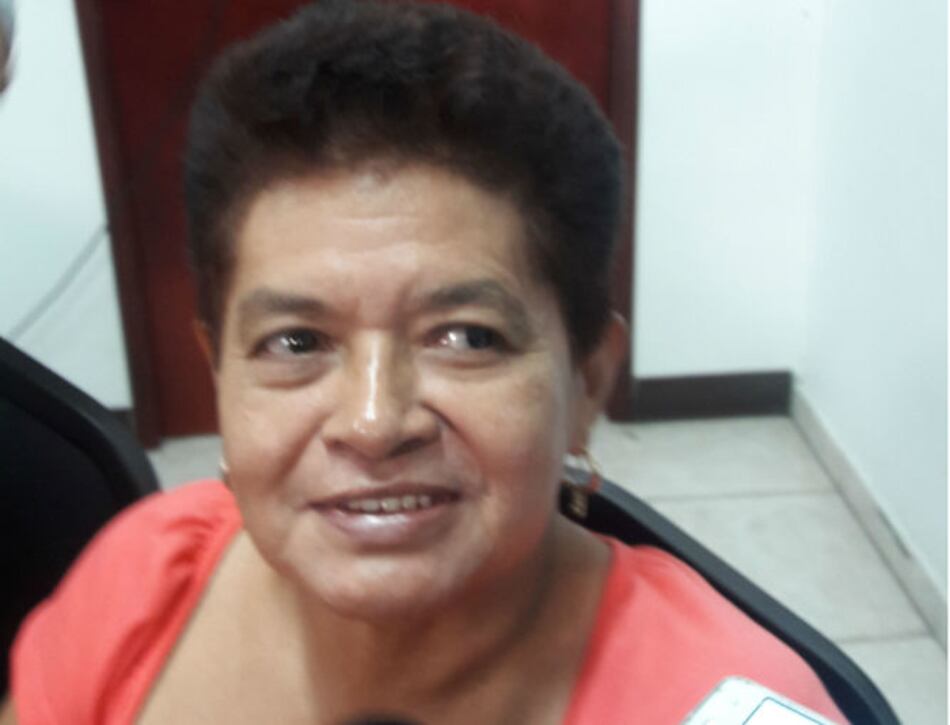 'Que le den la pena máxima', dice madre de docente asesinada