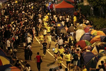 Hong Kong: Gobierno pide diálogo a estudiantes sin ofrecer mejoras democráticas
