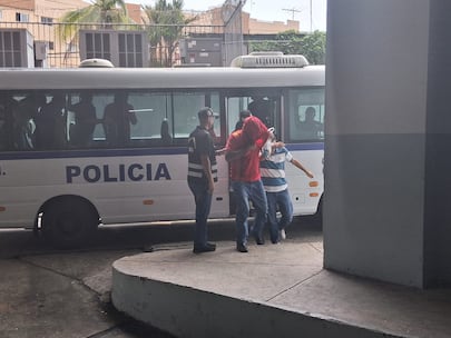 Así operaba la red dentro del Meduca que falsificó diplomas para concursos de docentes