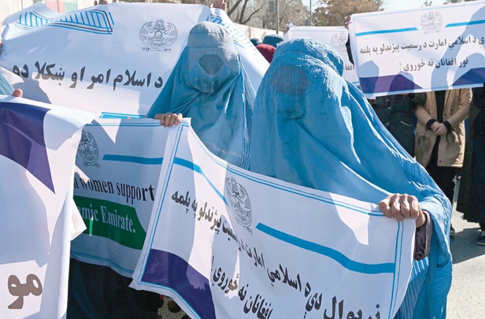 Guterres exige a los talibanes defender derechos humanos básicos de la mujer