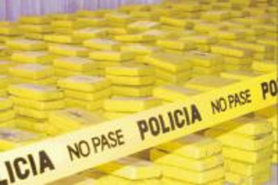 Narcos compraron nueve casas a la ARI