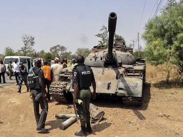 Boko Haram, debilitado, jura lealtad al grupo Estado Islámico
