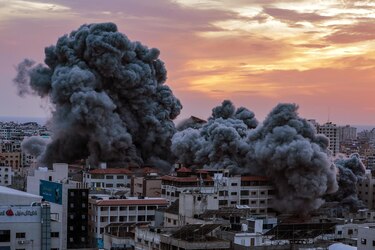 Netanyahu llama a los palestinos a abandonar Gaza ante inminente ofensiva contra Hamás