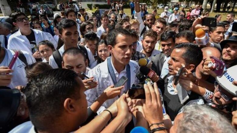 Venezuela: opositores llaman a militares a rebelarse contra Nicolás Maduro