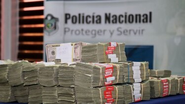 Ordenan detención para dos de los tres implicados en decomiso millonario de dinero
