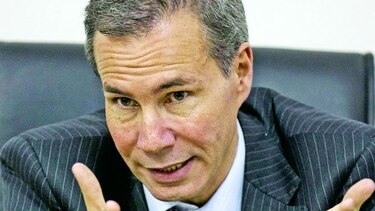 Fiscal que investiga cuenta de Nisman dice que hay 'factores sospechosos'