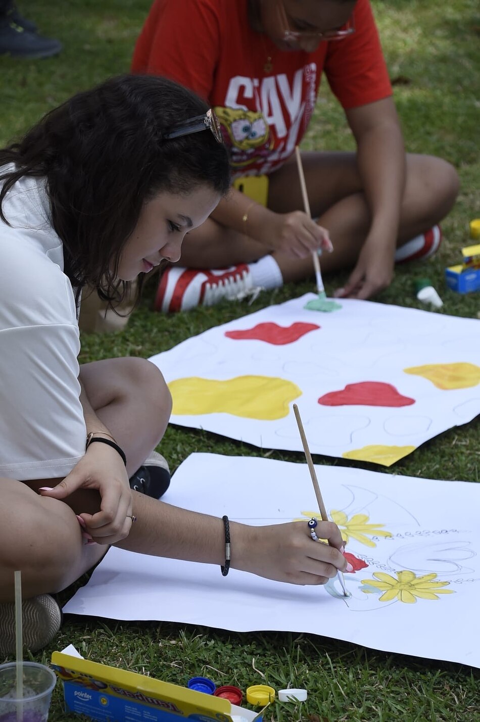 Unos 5 mil niños rinden homenaje a Botero en mega taller de pintura de la Fundación Olga Sinclair