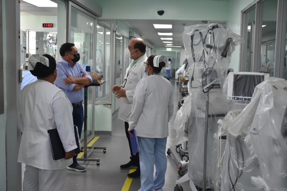 CSS reconoce que en las UCI del Complejo hay necesidades por el alto volumen de pacientes