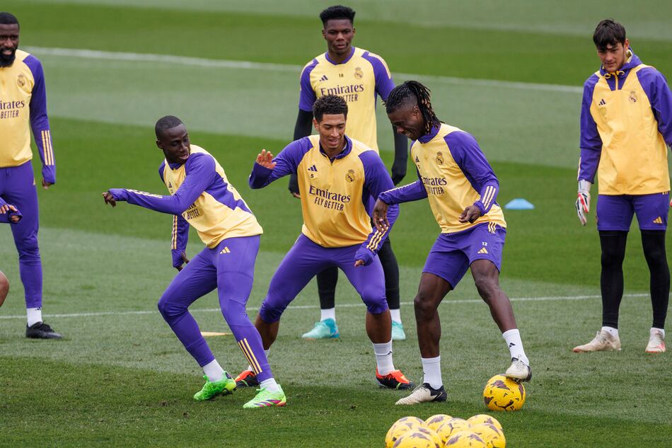 Camavinga, Valverde y Bellingham se incorporan a los entrenamientos del Real Madrid