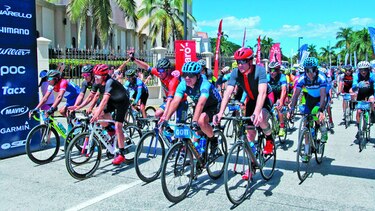 Ciclistas se toman la ciudad con el ‘tour’ Océano a Océano