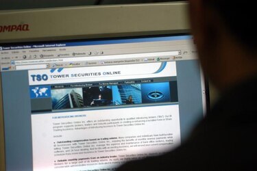 Internet no es clave para reclutar a adeptos a Al Qaeda, según un informe