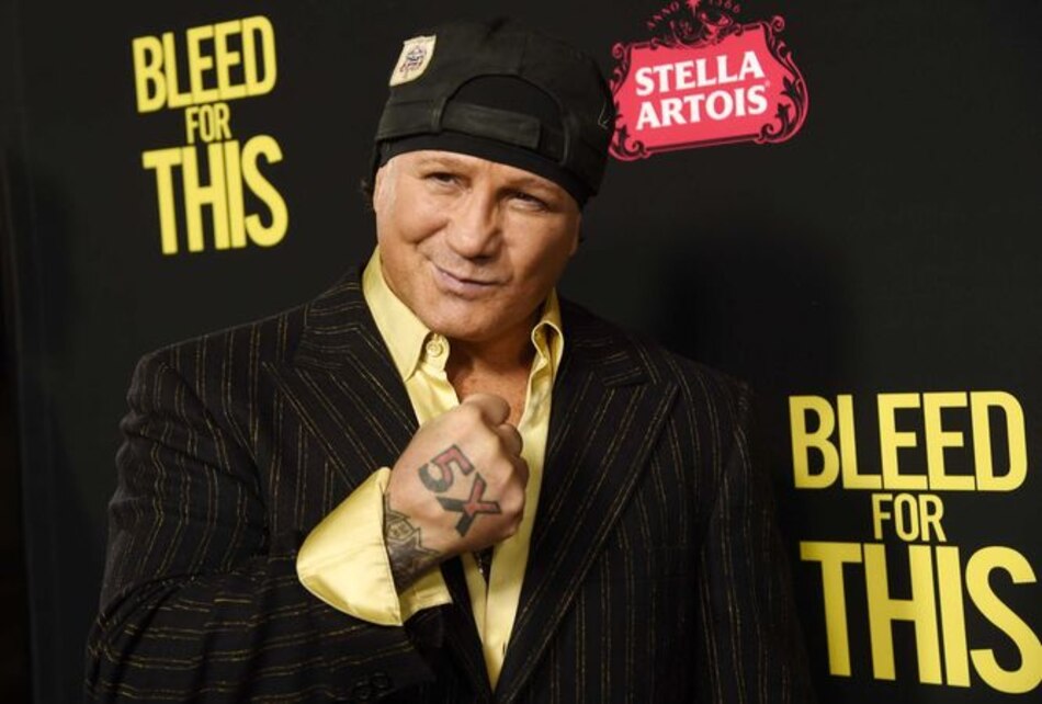 Expúgil Vinny Pazienza es acusado de atacar a una persona