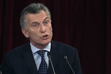 Mauricio Macri promete leyes de ética pública ante escándalos de corrupción en Argentina