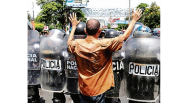 Atacan a opositores en las calles de Managua