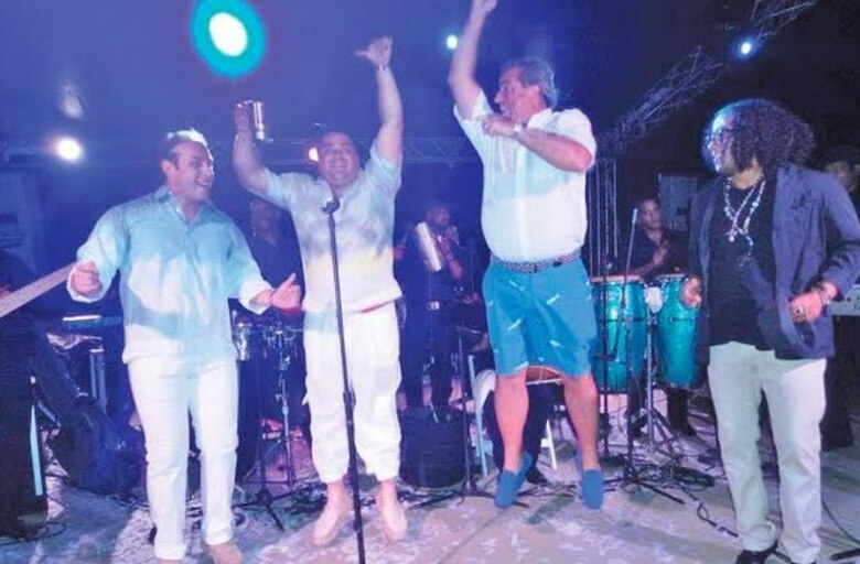 Un ministerio de compinches