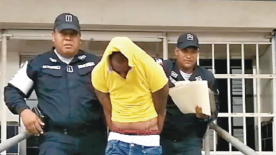 Hijo de magistrado Cedalise, detenido por posesión ilícita de arma