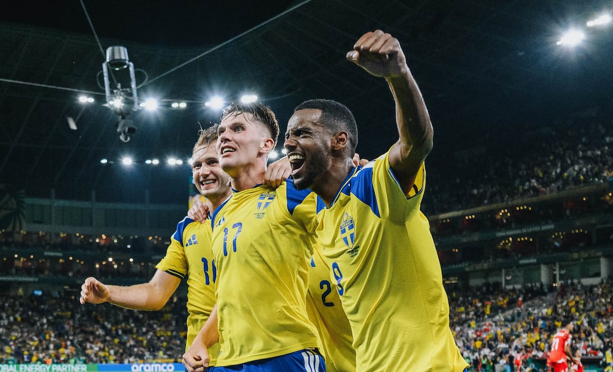 Suecia golea a Túnez y salta al primer lugar del Grupo F