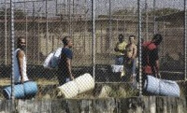 10 minutos de sexo furtivo en la cárcel