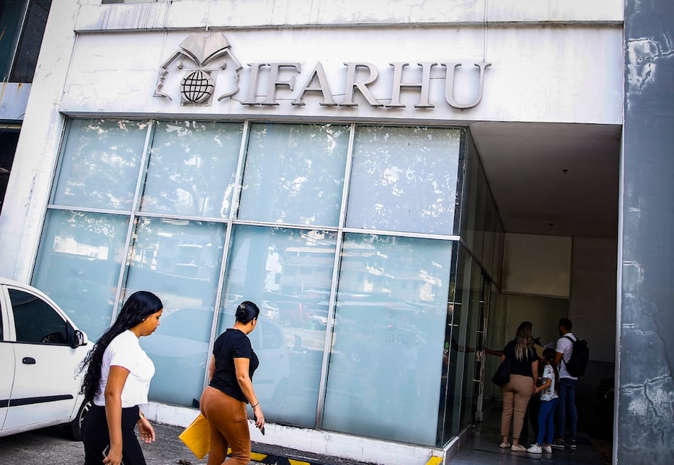 Comisión de selección del Ifarhu decidirá quiénes reciben becas y quiénes no; mientras que desaparecen los auxilios