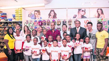Payles ShoeSource y Casa Esperanza