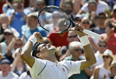 Djokovic se inicia con victoria ante Kohlschreiber en Wimbledon