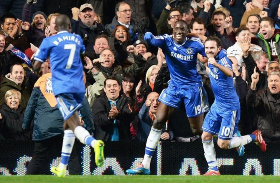 Chelsea remonta al Southampton y es el único escolta del Arsenal