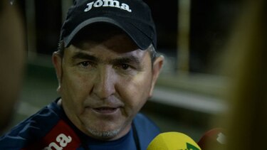 Técnico de Cuba aclara que van a apostar por los jóvenes ante Panamá
