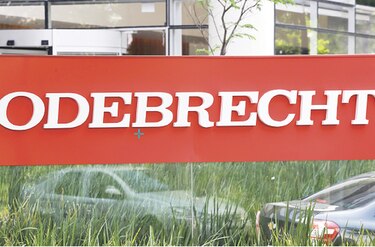 Justicia de Ecuador prohíbe al Estado contratar con Odebrecht