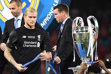 El portero Karius no se explica sus errores