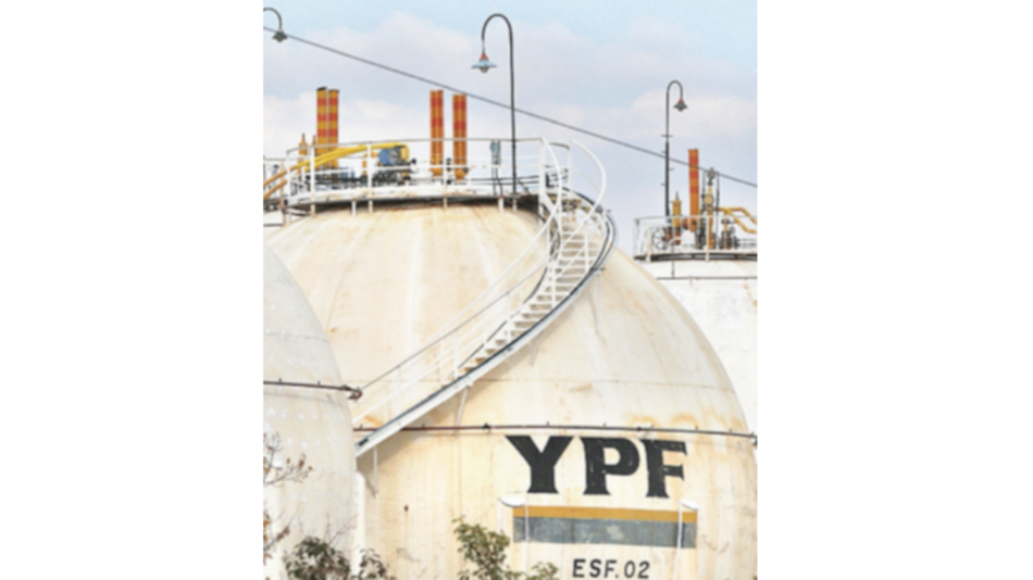YPF y Malasia Petronas invertirán $2,300 millones