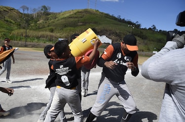 Los Santos se proclamó rey del béisbol infantil