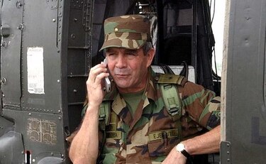 HRW: Nuevas evidencias contra el general colombiano Mario Montoya