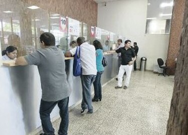 Gobierno anuncia cambio de horario a partir del próximo 4 de mayo