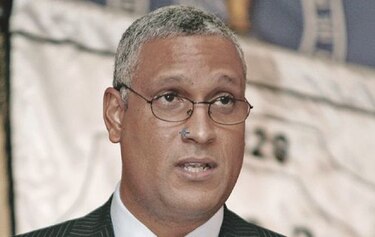 Víctimas piden a Mejía fijar fecha de audiencia