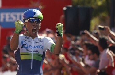 Australiano Ewan gana quinta etapa; el holandés Dumoulin es el nuevo líder
