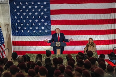 Trump alaba ante militares el operativo que culminó con la captura de Maduro y revela más detalles