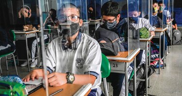 Nivel de transmisión del virus, clave para apertura de escuelas